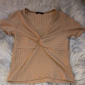 🙈Tan Crop Top🙈